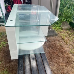 ガラスの回転ラックの画像