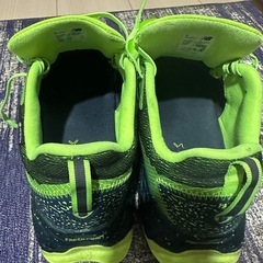 ニューバランス フレッシュフォーム ゴアテックスの画像