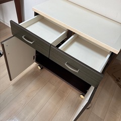 値下げ！ニトリ キッチンカウンターキャスター付きの画像