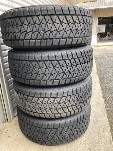 【お話中】トヨタランドクルーザープラド  スタッドレスタイヤ　ホイルセット