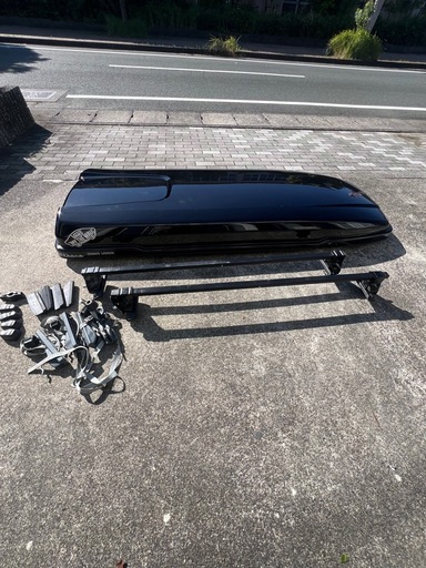 ルーフボックス