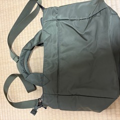 FILA オリーブグリーン ショルダーバッグの画像