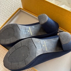 THE EMPORIUM パンプスの画像