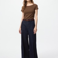 UNIQLO ユニクロ　ワイドトラウザージーンズの画像