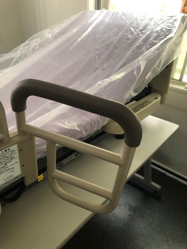 年末特価　パラマウント介護ベッド楽匠
