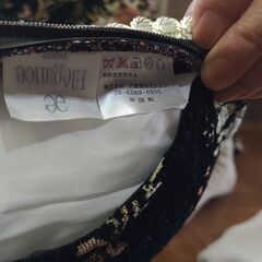 ゴブラン調　エレガンス　クッション　２個　　新品の画像