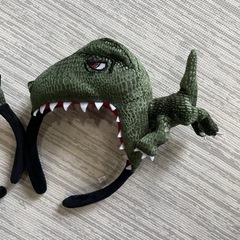 ユニバ　USJ カチューシャ　ダイナソー　恐竜の画像