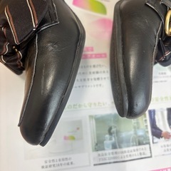 JELLY BEANS ブラックリボンパンプス スカーフ　ローファーパンプスの画像