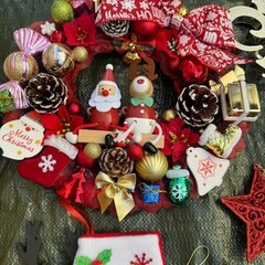 クリスマスツリー、リースなどの画像