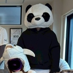 仮装　パンダとまぐろ　ハロウィン　かぶりものの画像