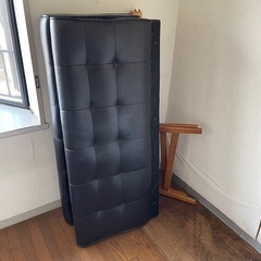 ソファの画像
