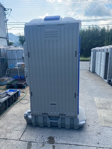 仮設トイレ　中古清掃済み　簡易洋式広々タイプ