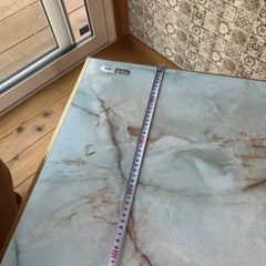 アンティーク　喫茶店　カフェ　サイドテーブルの画像