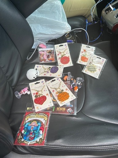 ワンピースフィギアPOPあり、ワンピースショップ品4マン相当