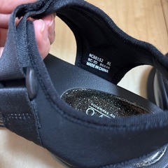 【新品 サイズXL】NUOVOボリュームグリッターサンダルの画像