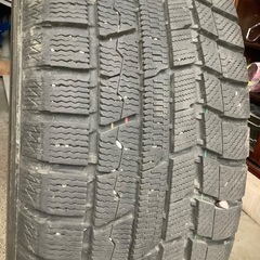 スタッドレスタイヤ　24年秋購入　215/55R17 トランパスTX 中古2千km未満　TOYOの画像