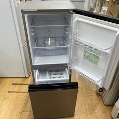 AQUA アクア ノンフロン冷凍冷蔵庫 AQR-J13K 2021年製 2ドア 定格内容積126L 冷蔵庫 のご紹介です！の画像