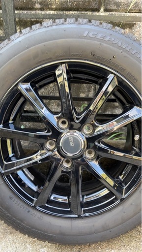 ブリジストンスタッドレスレスタイヤ