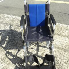 車いす　miki BAL-4 多機能・ハンドレストはねあげ・フットレスト着脱式・ノーパンク　車椅子　車イスの画像