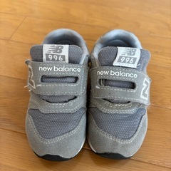 ニューバランス　スニーカーの画像