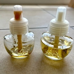 Airwick  アメリカ　プラグ式芳香剤　アップルシナモンの画像