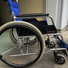 美品★車椅子 車イス 折り畳み 自走式　介護用品 看護補助の画像