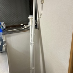 とても長い突っ張り棒の画像