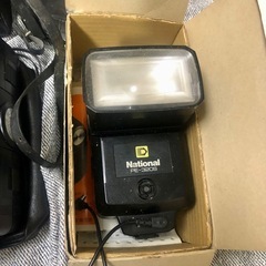 National PE-320S ストロボなどまとめて　ジャンク品の画像