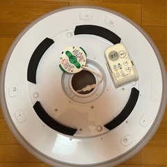 <予約済み>【ジャンク品】2015年製　TAKIZUMI　LEDシーリングライトの画像