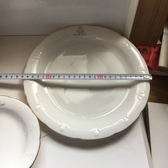 ギフト食器セット　大皿1枚と小皿5枚の未使用です。の画像