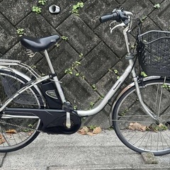 大阪限定　送料無料パナソニック電動アシスト自転車 26インチ バッテリー8,9ahの画像