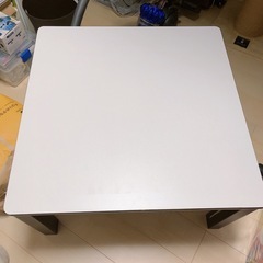 コタツ　正方形の画像