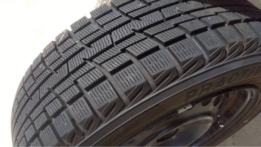 ヨコハマ 175/65/R15  ホイール付き(スチール)  スタッドレス4本