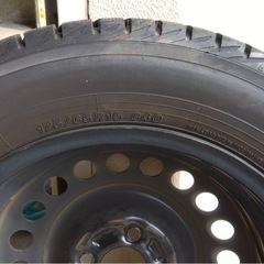 ヨコハマ 175/65/R15  ホイール付き(スチール)  スタッドレス4本の画像