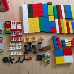 LOGO赤いバケツの画像