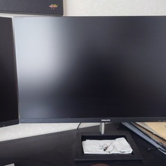 非常に安い - 新しいコンピュータ画面 2 台 - すぐに売れる必要がありますの画像