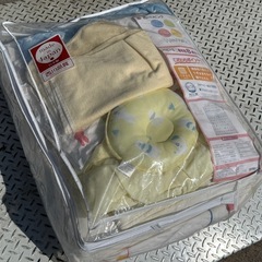 無料で🉐ベビーミニ組み布団◇フィッティングシート◇枕カバーなど◇まとめて差し上げますの画像