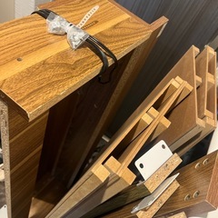 床置きタイプ　シングルより大きいベッド　 フレーム　