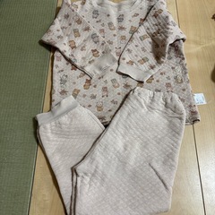 マザウェイズ &ユニクロパジャマ　110センチの画像