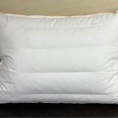 枕 ホテル仕様 羽根パイプ枕  の画像