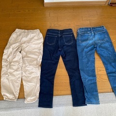 ユニクロ　パンツ　150の画像