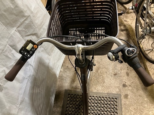 最終値下げ！愛知、岐阜、三重県送料無料！美品！状態良好！【パナ
ソニック ビビDX 16Ah 24インチ】すぐお乗り頂けます！防犯登録登録別途600円（必須）