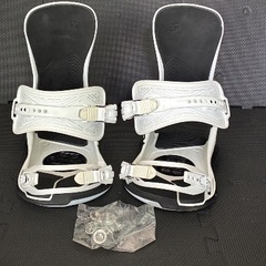 ⭐️【格安】ユニオンUNIONのウルトラUltra スノーボードのビンディング⭐️の画像