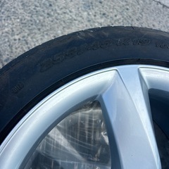 Audi A8 純正タイヤホイール255/45r19の画像
