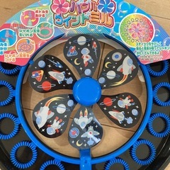 シャボン玉　　色鉛筆の画像