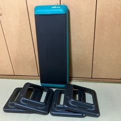 ステップ台とバランスボールのセットの画像