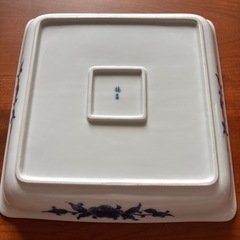 お皿の画像
