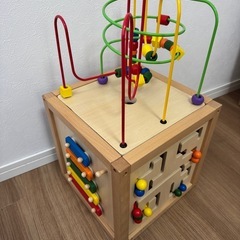  【無料】木製 知育おもちゃ ビーズコースター付き アクティビティキューブの画像