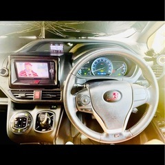 ほぼ2年車検❤︎【家族に大人気！ファミリーカー】◆ トヨタ VOXY ハイブリッドの画像