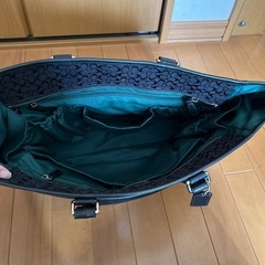 COACH  マザーズバッグの画像